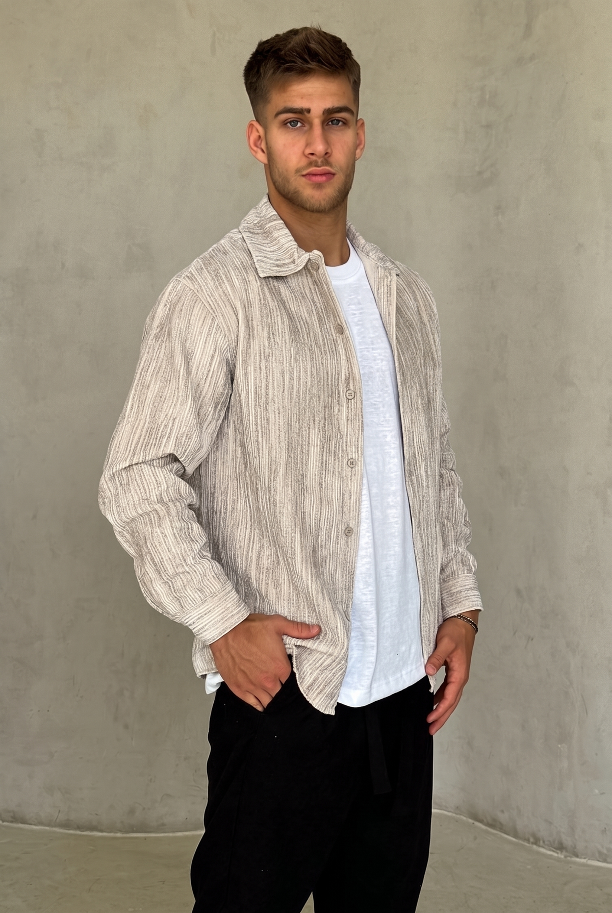 עליונית טקסטורה בהירה – Sahara Weave (אבן)