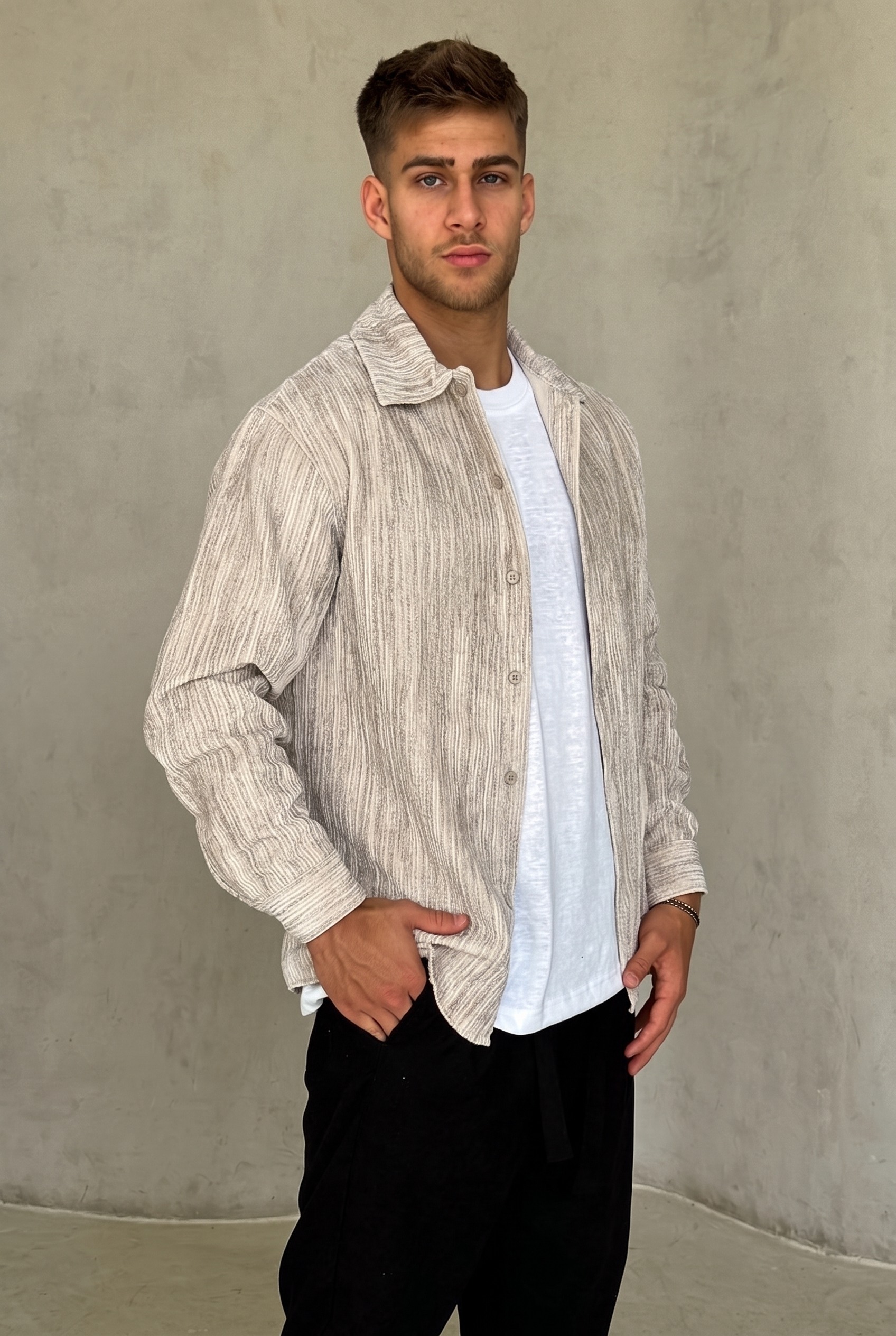 עליונית טקסטורה בהירה – Sahara Weave (אבן)