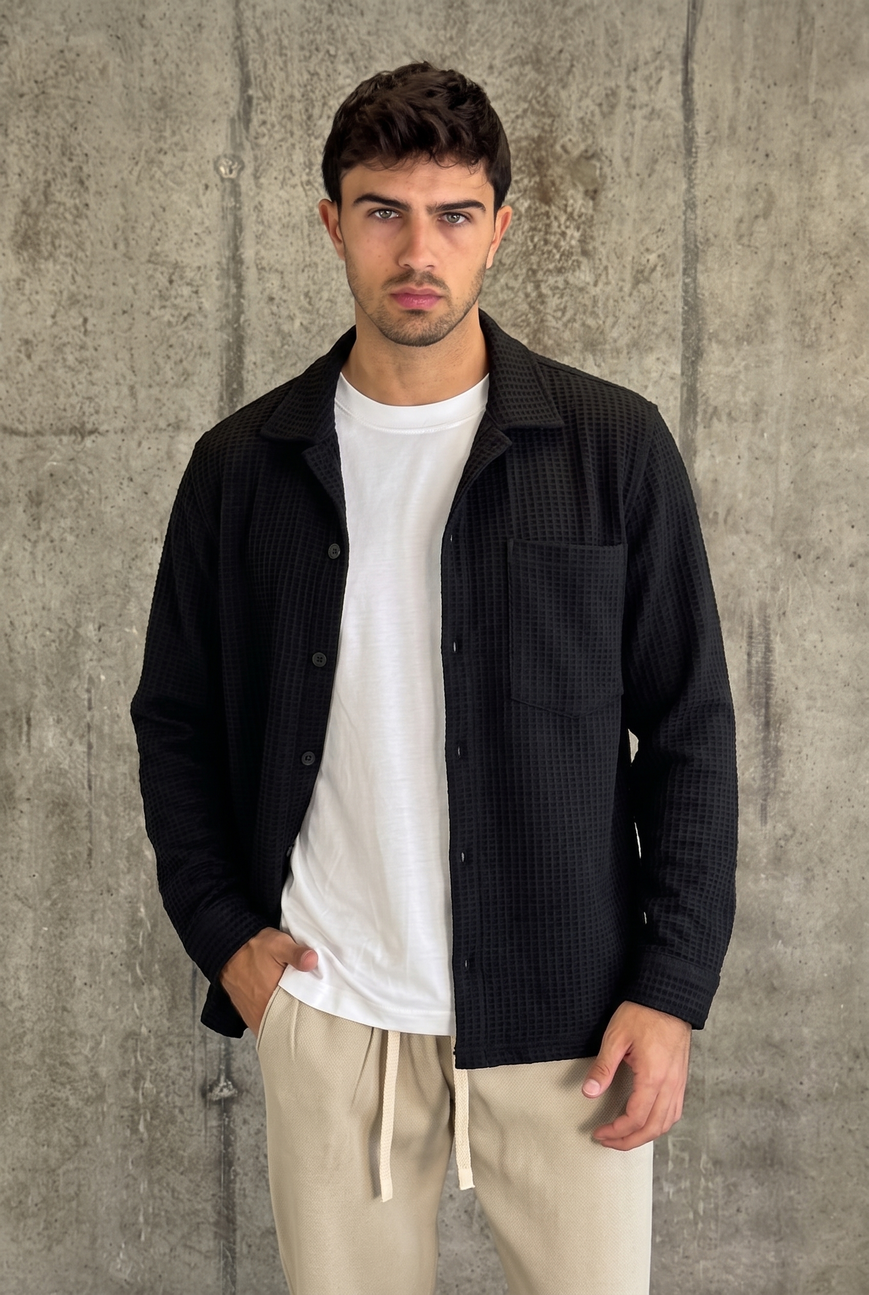 עליונית וואפל קלאסית | Waffle Overshirt (שחור)